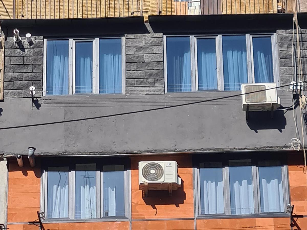 Apart House In Centr Koghbaci Strit يريفان المظهر الخارجي الصورة